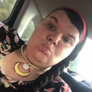 Meet your Posher, Alison